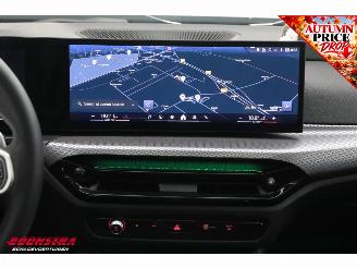 BMW 3-serie 318i Aut. M-Sport Pano AHK Camera SHZ Leder LED picture 15