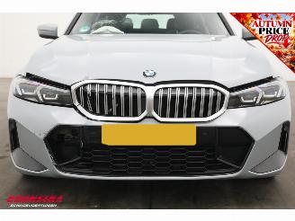 BMW 3-serie 318i Aut. M-Sport Pano AHK Camera SHZ Leder LED picture 8