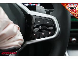 BMW 3-serie 318i Aut. M-Sport Pano AHK Camera SHZ Leder LED picture 20