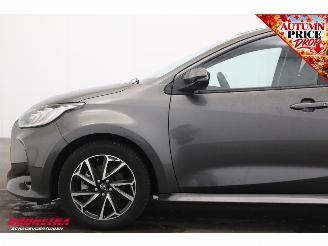 Toyota Yaris 1.5 Hybride Dynamic Camera ACC Clima Virtual Apple/Android picture 15