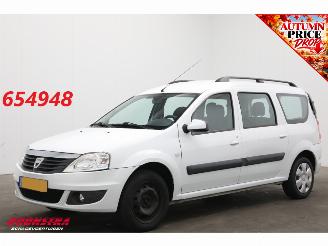krockskadad bil auto Dacia Logan MCV 1.6 MPI Lauréate Airco PDC 2012/1