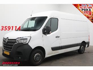 Schade bestelwagen Renault Master T35 2.3 dCi 135 L2H2 Work Edition Fahrbar Navi Apple/Android Camera PDC AHK Airco 2021/6