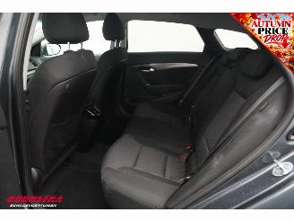 Hyundai I-40 Wagon 1.7 CRDi Cruise Navi Apple/Android SHZ Camera PDC AHK Clima picture 9