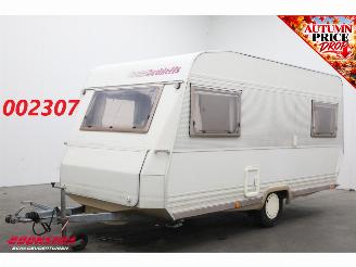 krockskadad bil caravan Dethleffs  RB 5A Dwarsbed Middenkeuken 1996/10