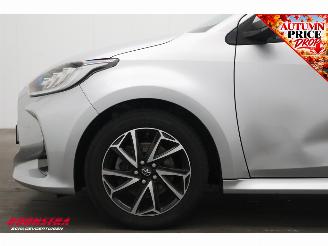 Toyota Yaris 1.5 Hybrid Dynamic Cruise Camera Bluetooth Clima picture 5