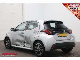 Toyota Yaris 1.5 Hybrid Dynamic Cruise Camera Bluetooth Clima picture 4