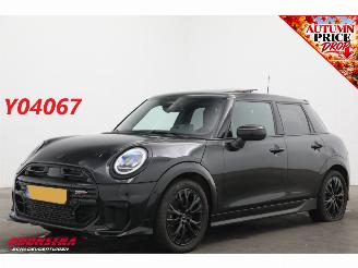 krockskadad bil auto Mini Cooper S 2.0 Cooper S JCW XL 5-Drs Pano HUD 360° Memory H/K Massage LrHZ SHZ LED 2026/1