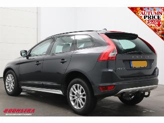 Volvo Xc-60 2.0 D3 Aut. Kinetic Cruise PDC AHK Bluetooth Clima picture 4