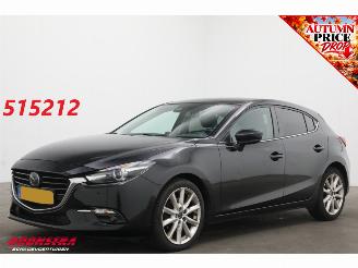 krockskadad bil auto Mazda 3 2.2 SkyActiv-D 150 GT-M HUD Bose Cruise Navi Leder Camera PDC Bluetooth Clima 2017/12