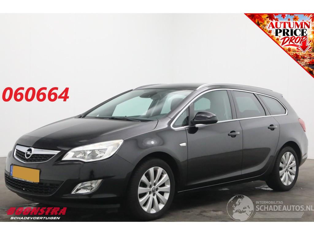 Opel Astra Sports Tourer 1.4 Turbo Cosmo Cruise Navi SHZ PDC AHK Bluetooth Clima