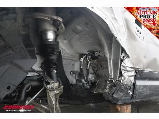 Land Rover Defender 2.0 P300e 110 S X-Dynamic 360° Luftfed. AHK ACC LrHZ LED Clima picture 10
