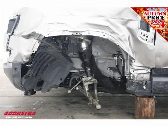 Land Rover Defender 2.0 P300e 110 S X-Dynamic 360° Luftfed. AHK ACC LrHZ LED Clima picture 9