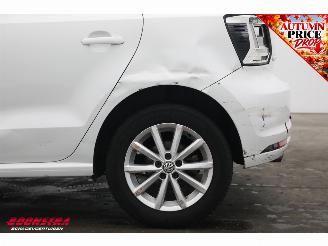 Volkswagen Polo 1.2 TSI Highline Lounge 5 Drs. Airco Navi Cruise picture 13