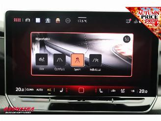 Volkswagen Golf GTI 2.0 TSI DSG Camera ACC SHZ LrHZ LED Clima picture 27