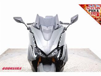 Yamaha  TMAX 560 Tech MAX ABS 35 KW Akrapovic LED Cruise Heizgriffe SHZ picture 10