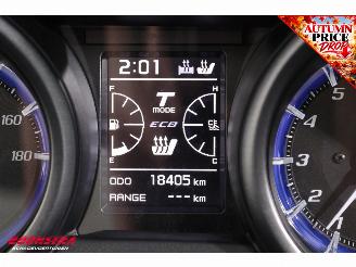 Yamaha  TMAX 560 Tech MAX ABS 35 KW Akrapovic LED Cruise Heizgriffe SHZ picture 16