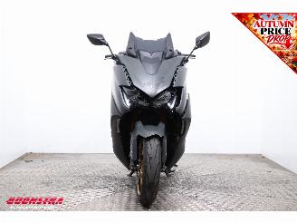 Yamaha  TMAX 560 Tech MAX ABS 35 KW Akrapovic LED Cruise Heizgriffe SHZ picture 6