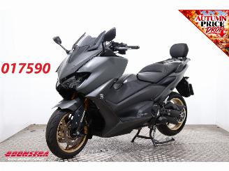 damaged motor cycles Yamaha  TMAX 560 Tech MAX ABS 35 KW Akrapovic LED Cruise Heizgriffe SHZ 2021/6