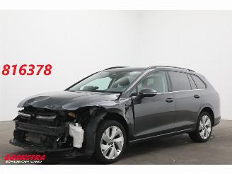 Voiture accidenté Volkswagen Golf Variant 1.5 eTSI DSG Style ACC Navi Virtual Apple/Android SHZ Camera PDC AHK Clima 2023/12