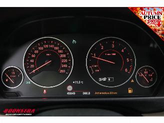 BMW 3-serie 318d SportLine Leder HUD Navi Clima Cruise Camera SHZ 49.849 km! picture 13