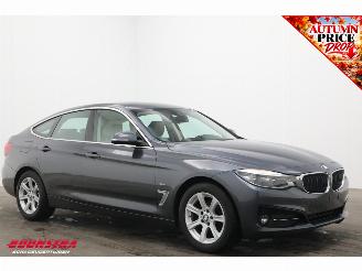 BMW 3-serie 318d SportLine Leder HUD Navi Clima Cruise Camera SHZ 49.849 km! picture 2