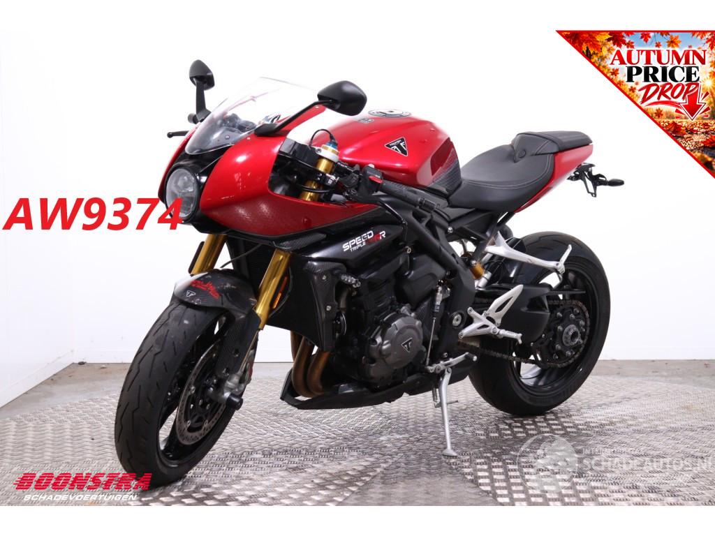 Triumph Speed Triple 1200 RS Quickshift Bluetooth Cruise 4.939 km!