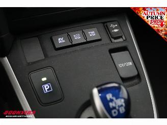 Toyota Auris 1.8 Hybrid Executive Aut. Camera SHZ Clima Cruise Navi LED picture 20