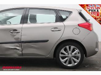 Toyota Auris 1.8 Hybrid Executive Aut. Camera SHZ Clima Cruise Navi LED picture 7