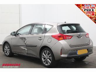 Toyota Auris 1.8 Hybrid Executive Aut. Camera SHZ Clima Cruise Navi LED picture 4