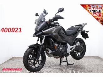 uszkodzony motocykle Honda GSX-R750 NC 750X DCT C-ABS Heizgriffe 9.962 km! 2020/4