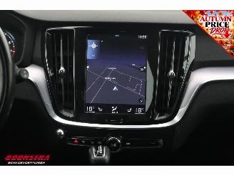 Volvo V-60 2.0 T4 Aut. Momentum ACC Navi SHZ LrHZ Virtual Apple/Android PDC AHK Clima picture 16