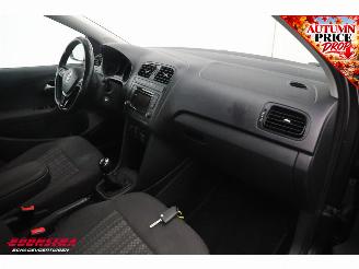 Volkswagen Polo 1.0 Bluemotion Comfortline 5Drs. Airco PDC Cruise picture 12