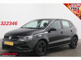 Vaurioauto  passenger cars Volkswagen Polo 1.0 Bluemotion Comfortline 5Drs. Airco PDC Cruise 2017/8
