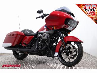 Harley-Davidson  114 FLTRXS Road Glide Special Screaming Eagle Navi Bluetooth Cruise picture 2