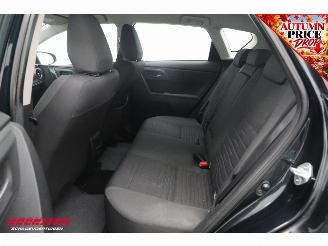 Toyota Auris 1.3 Aspiration Cruise Navi Camera Bluetooth Clima picture 16