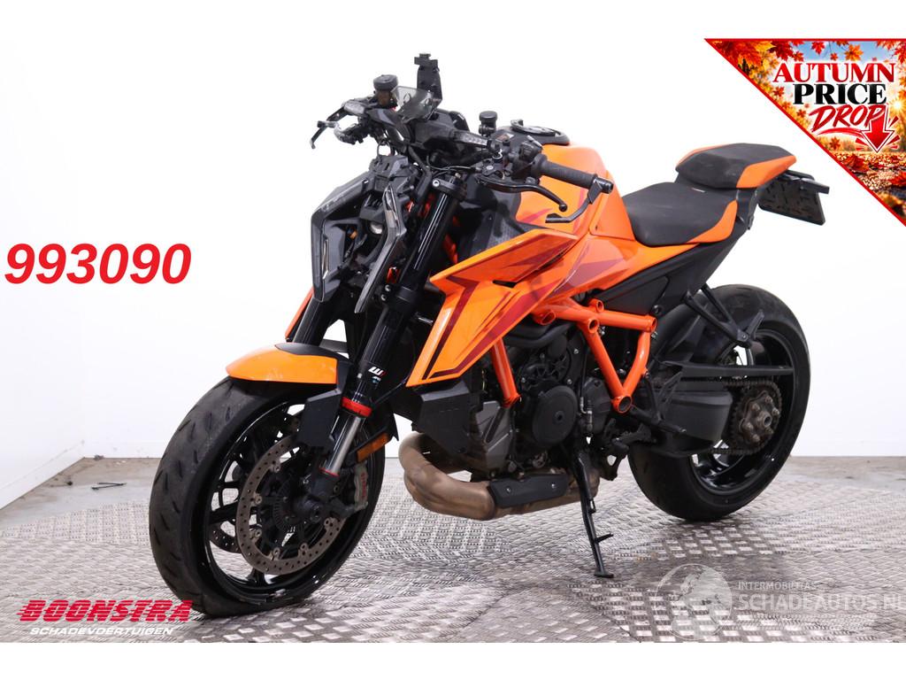 KTM  1390 SuperDuke R ABS LED Remus Cruise Heizgriffe