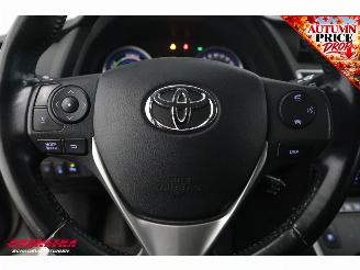 Toyota Auris 1.8 Hybrid Lease Pro Cruise Navi Camera PDC Bluetooth Clima picture 15