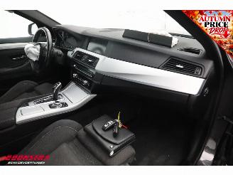 BMW 5-serie Touring 520i Aut. M Sport Cruise Navi Virtual PDC Bluetooth Clima picture 22