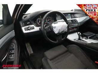 BMW 5-serie Touring 520i Aut. M Sport Cruise Navi Virtual PDC Bluetooth Clima picture 27