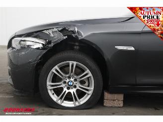 BMW 5-serie Touring 520i Aut. M Sport Cruise Navi Virtual PDC Bluetooth Clima picture 16