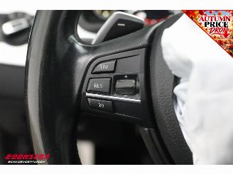 BMW 5-serie Touring 520i Aut. M Sport Cruise Navi Virtual PDC Bluetooth Clima picture 28