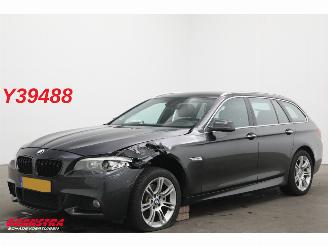 damaged passenger cars BMW 5-serie Touring 520i Aut. M Sport Cruise Navi Virtual PDC Bluetooth Clima 2013/8