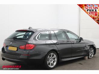 BMW 5-serie Touring 520i Aut. M Sport Cruise Navi Virtual PDC Bluetooth Clima picture 3