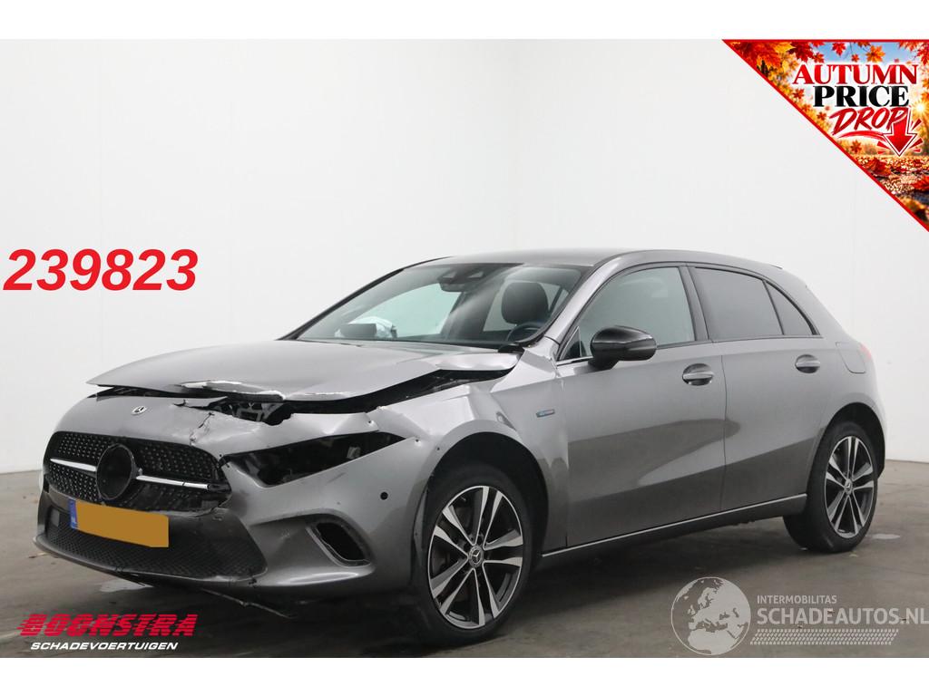 Mercedes A-klasse Premium Plus Burmester SHZ AHK Camera Clima Cruise
