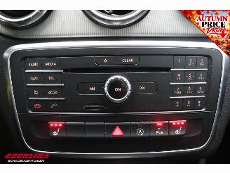 Mercedes Cla-klasse 180 BlueEFF. Prestige Cruise Navi PDC SHZ Bluetooth Clima picture 29