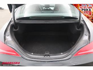 Mercedes Cla-klasse 180 BlueEFF. Prestige Cruise Navi PDC SHZ Bluetooth Clima picture 32