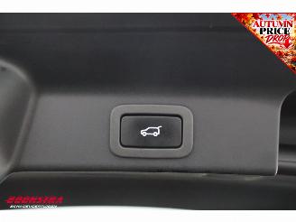 Jaguar F-Pace 2.0 Portfolio AWD Pano Meridian HUD Camera AHK Memory Clima picture 28