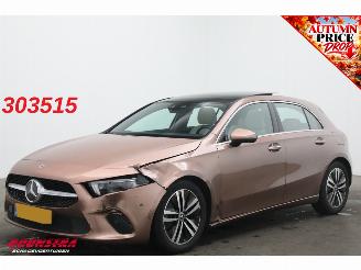 skadebil auto Mercedes A-klasse 180 Business Solution Luxury Aut. Pano Memory Burmester SHZ Camera Leder 2021/4