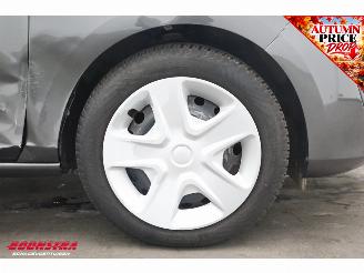 Ford Fiesta 1.1 Trend 5Drs. AHK Airco PDC Navi Apple/Android picture 8