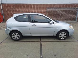 Hyundai Accent Accent, Hatchback, 2005 / 2010 1.4i 16V picture 2
